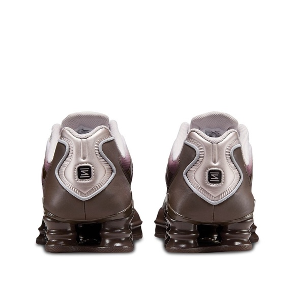 Nike Shox TL- Women's
Running Sneakers in Barboque
Brown and Metallic Silver - Picture 5 of 12